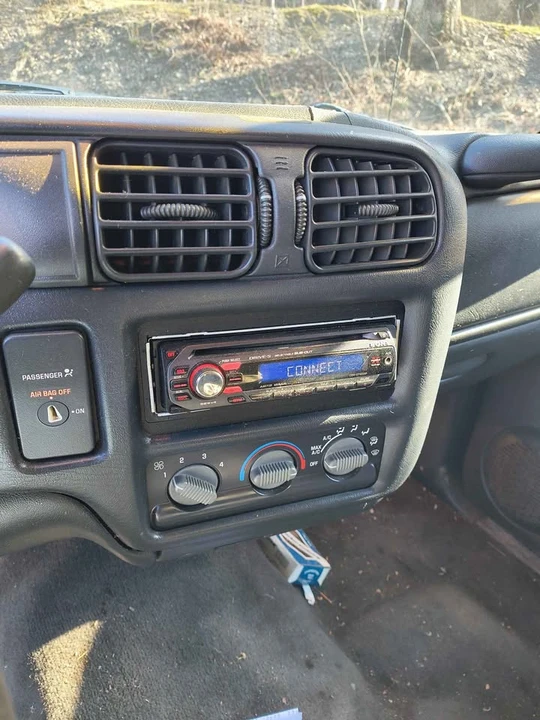 1997 Chevrolet S-10 - Image 4 of 4