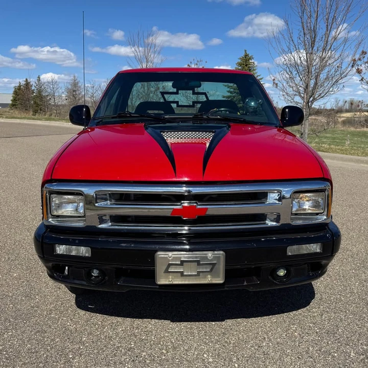 1997 Chevrolet S-10 - Image 11 of 15