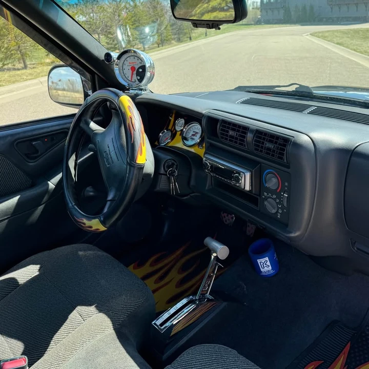 1997 Chevrolet S-10 - Image 4 of 15