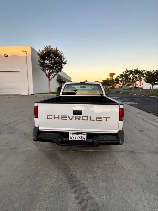 1997 Chevrolet S-10 - Image 4 of 6