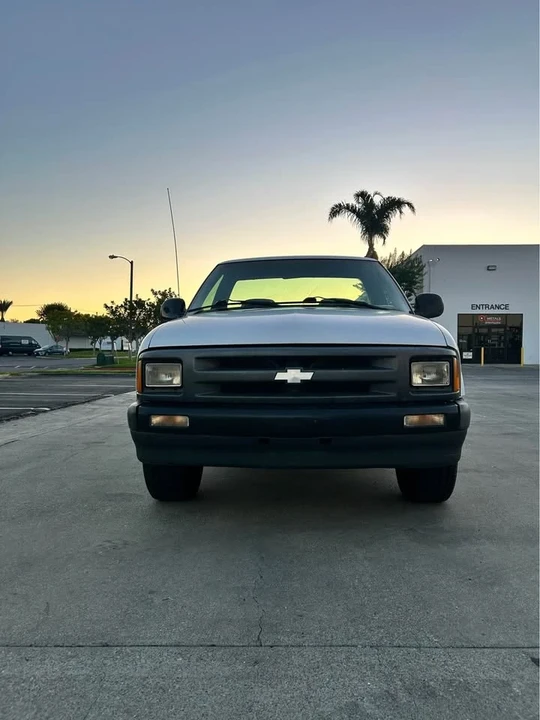 1997 Chevrolet S-10 - Image 2 of 6