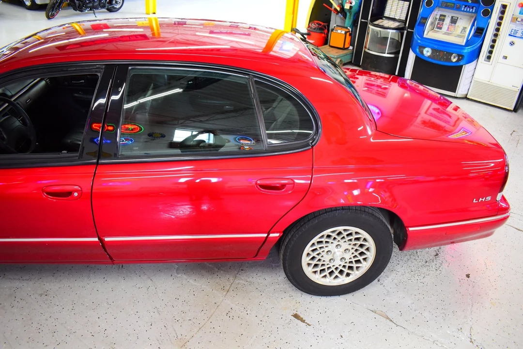 1997 Chrysler Concorde - Image 16 of 20