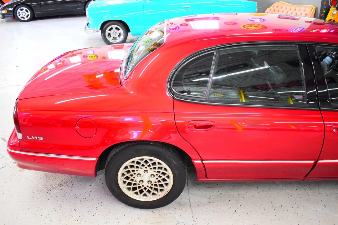 1997 Chrysler Concorde - Image 4 of 20