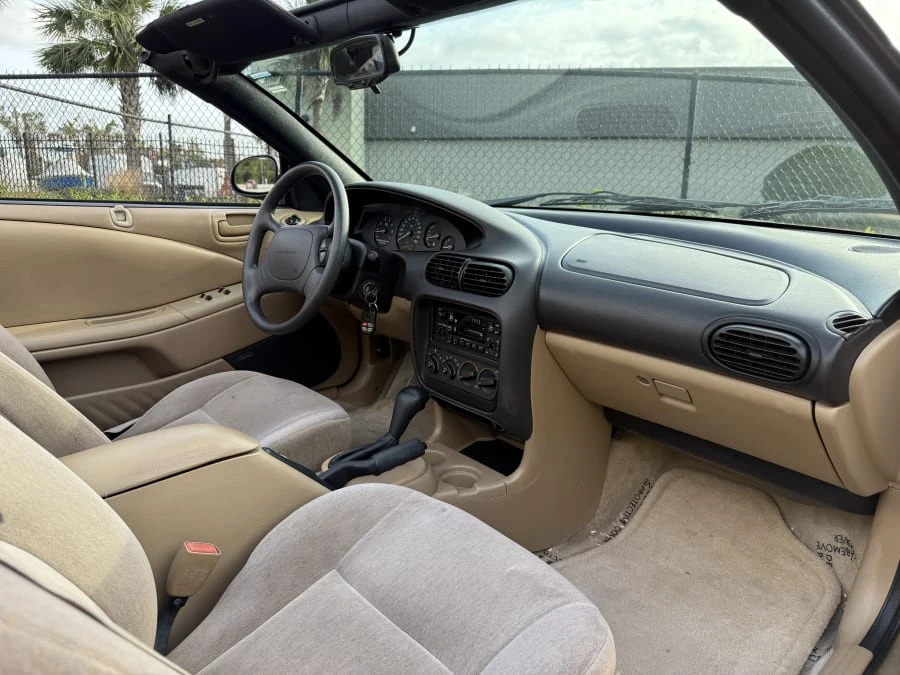 1997 Chrysler Sebring - Image 21 of 29
