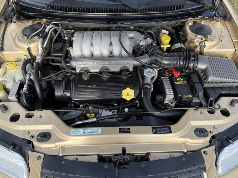 1997 Chrysler Sebring - Image 26 of 29
