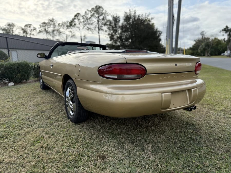 1997 Chrysler Sebring - Image 9 of 29
