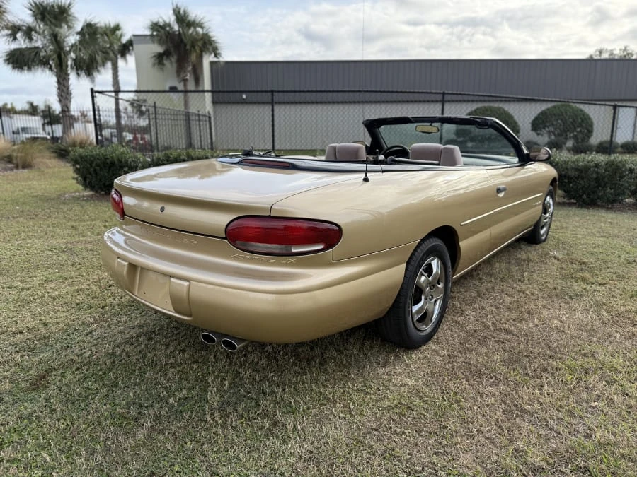1997 Chrysler Sebring - Image 2 of 29