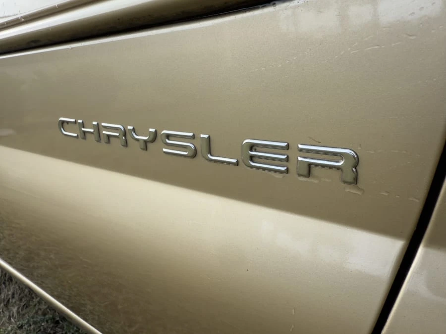 1997 Chrysler Sebring - Image 8 of 29
