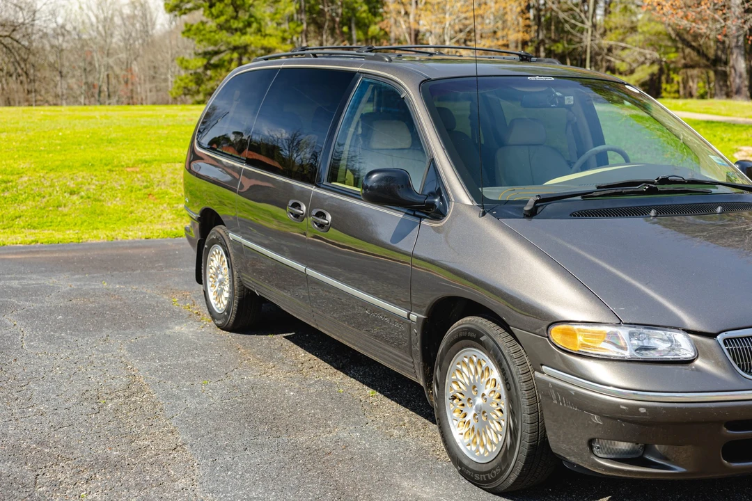 1997 Chrysler Town & Country - Image 31 of 31