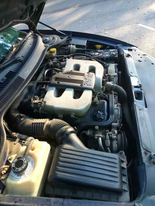 1997 Chrysler Concorde - Image 18 of 19