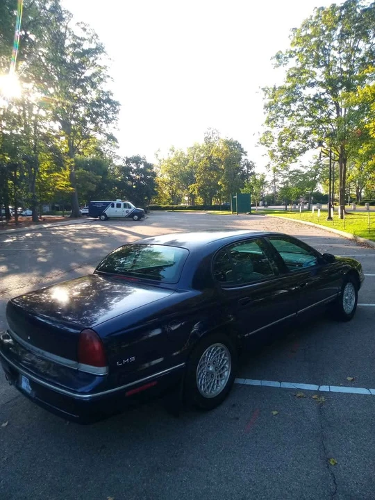 1997 Chrysler Concorde - Image 3 of 19