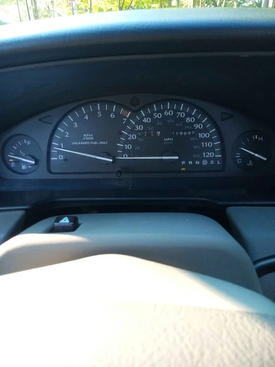 1997 Chrysler Concorde - Image 17 of 19