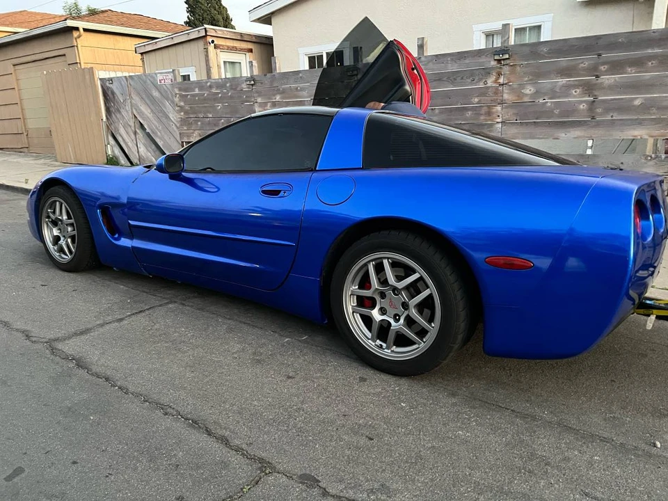 1997 Chevrolet Corvette C5 - Image 2 of 8