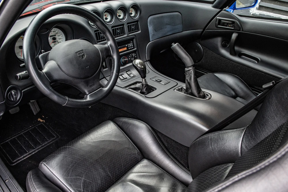 1997 Dodge Viper GTS 2nd Gen - Image 4 of 5
