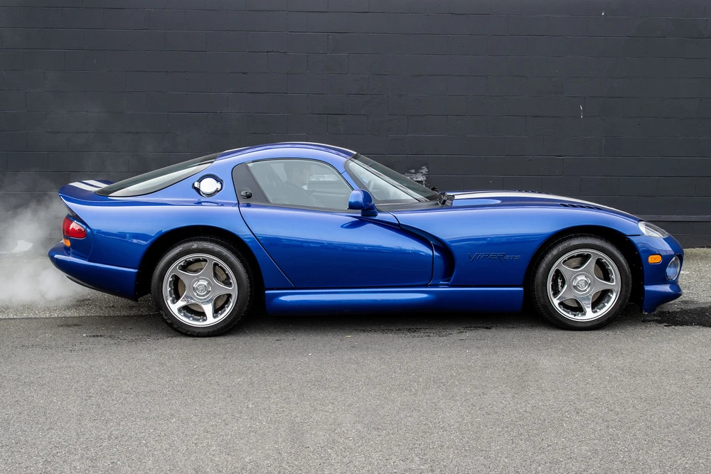 1997 Dodge Viper GTS 2nd Gen - Image 5 of 5