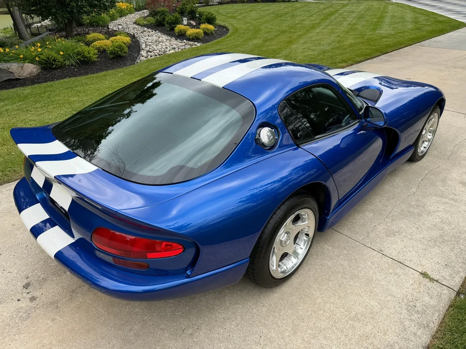 1997 Dodge Viper GTS 2nd Gen - Image 10 of 29