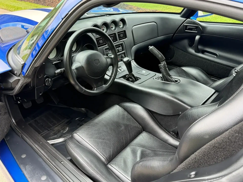 1997 Dodge Viper GTS 2nd Gen - Image 22 of 29