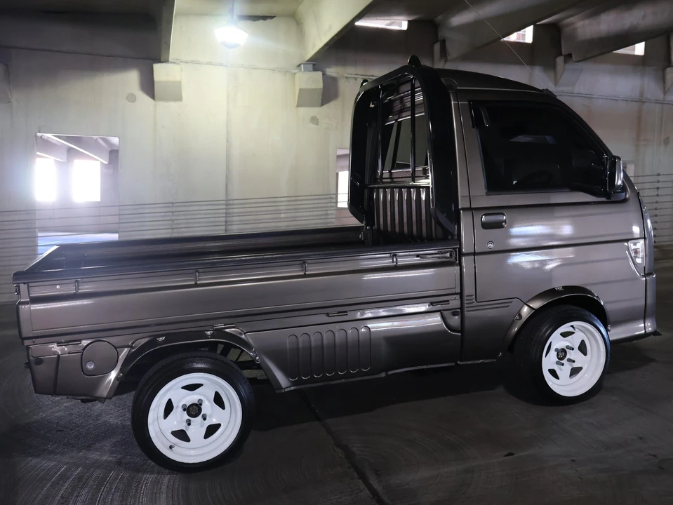 1997 Daihatsu Hijet - Image 10 of 31