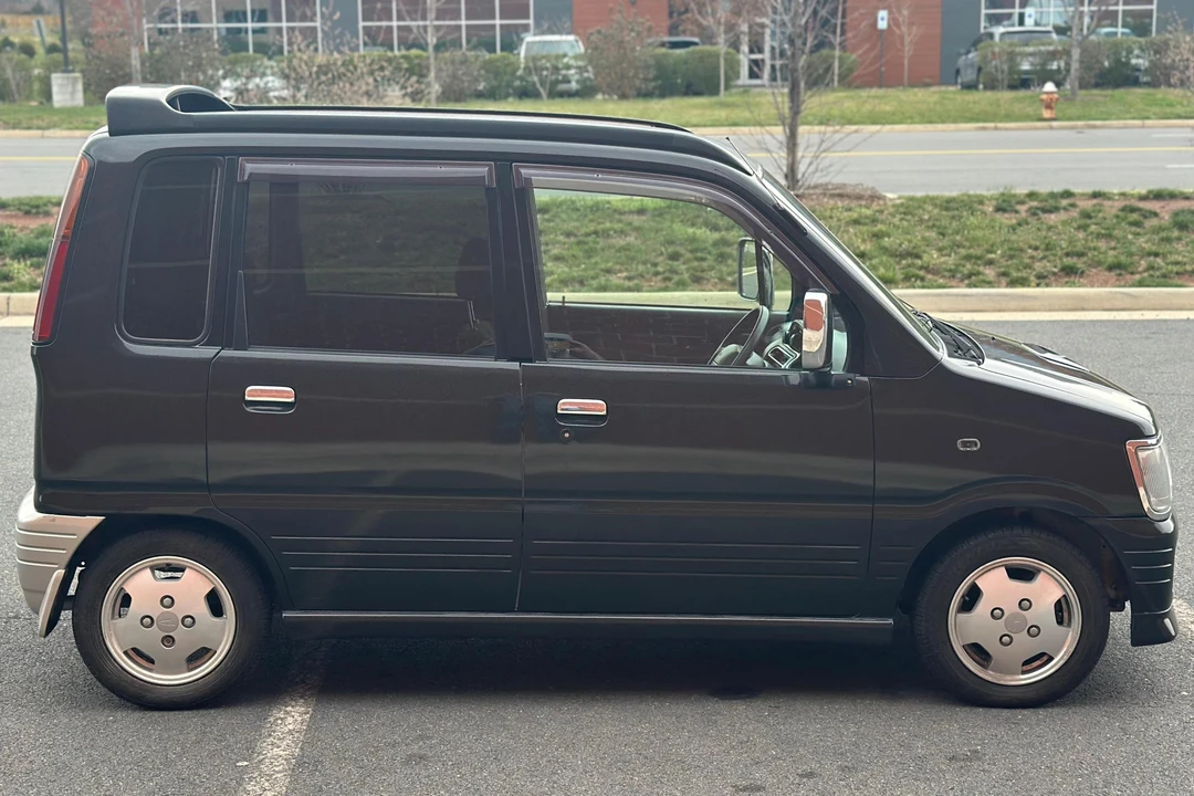1997 Daihatsu - Image 3 of 31