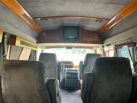1997 Dodge Ram Van - Image 31 of 31