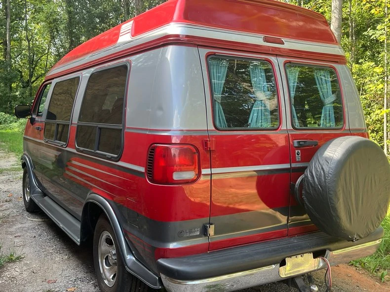 1997 Dodge Ram Van - Image 5 of 31
