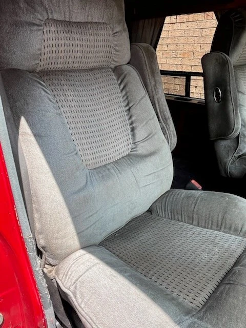 1997 Dodge Ram Van - Image 23 of 31