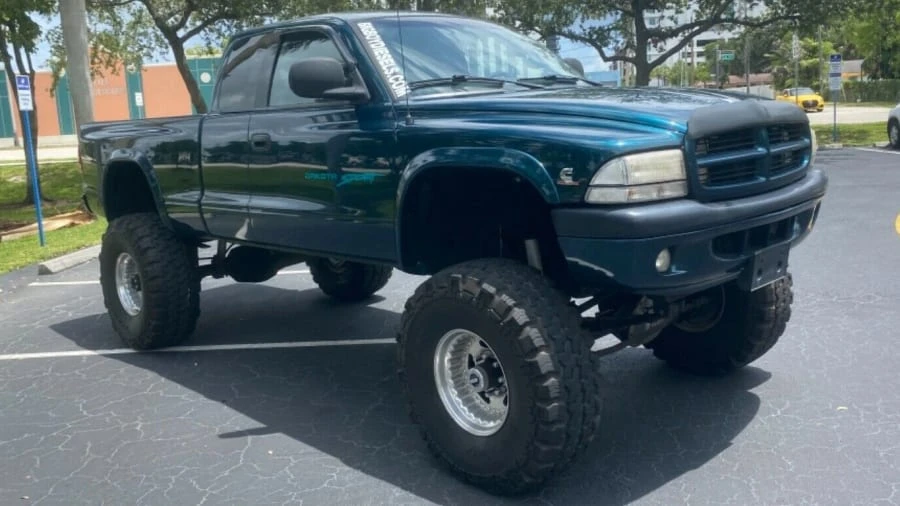 1997 Dodge Dakota 2nd Gen - Image 9 of 11