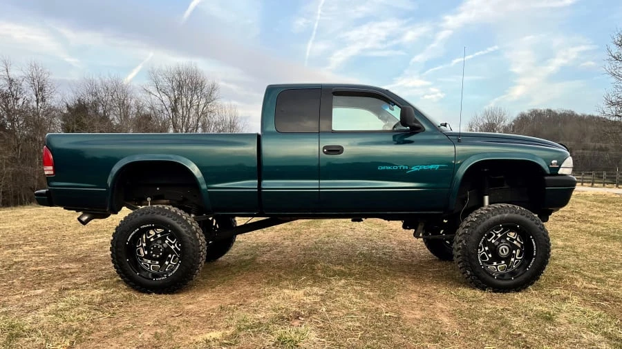 1997 Dodge Dakota 2nd Gen - Image 2 of 9