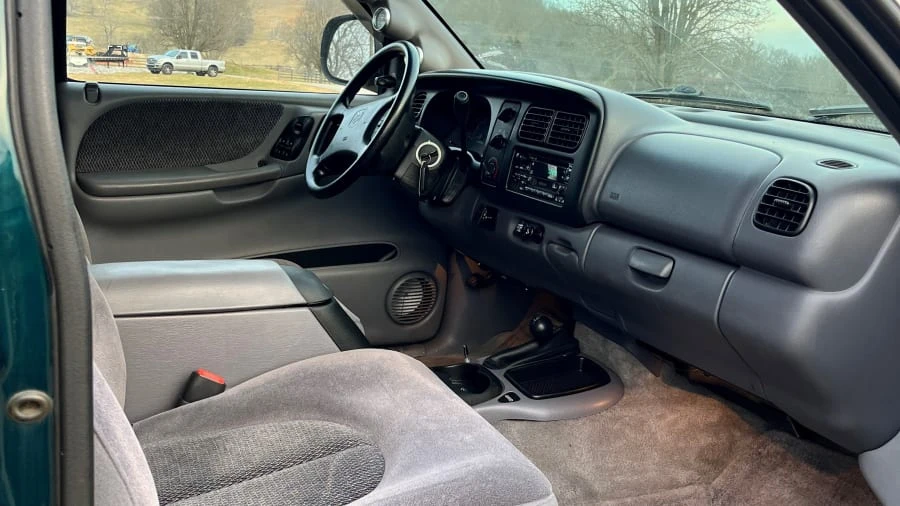 1997 Dodge Dakota 2nd Gen - Image 5 of 9