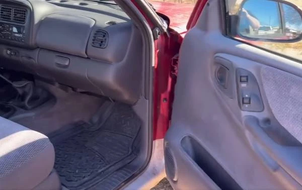 1997 Dodge Dakota 2nd Gen - Image 16 of 21