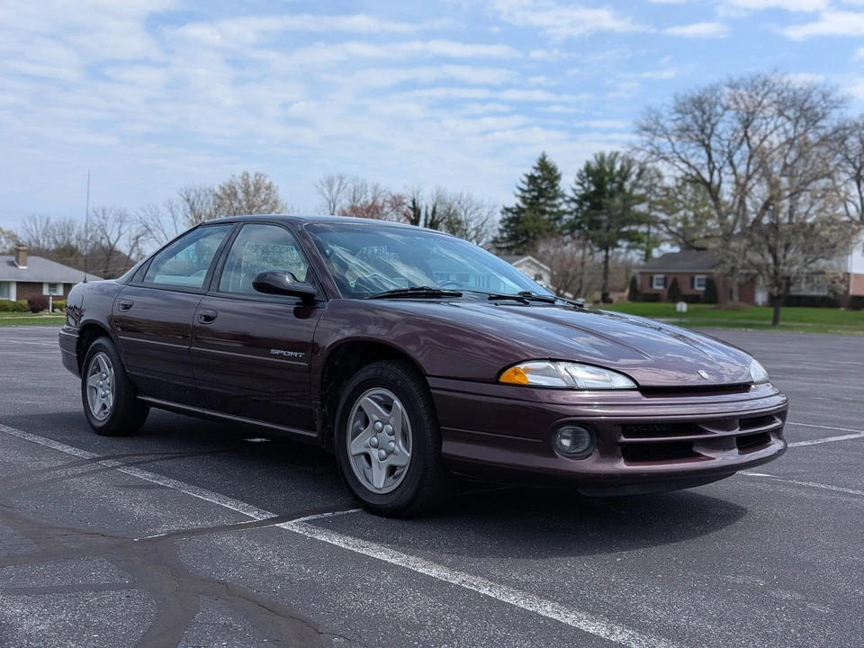 1997 Dodge Intrepid - Image 8 of 31