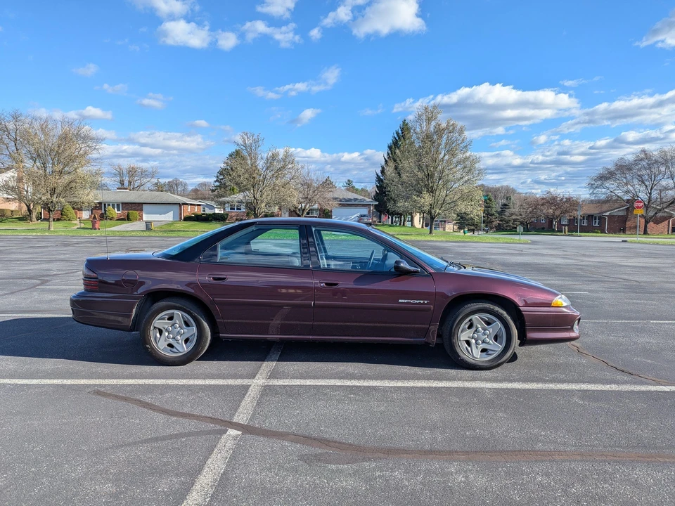 1997 Dodge Intrepid - Image 14 of 31