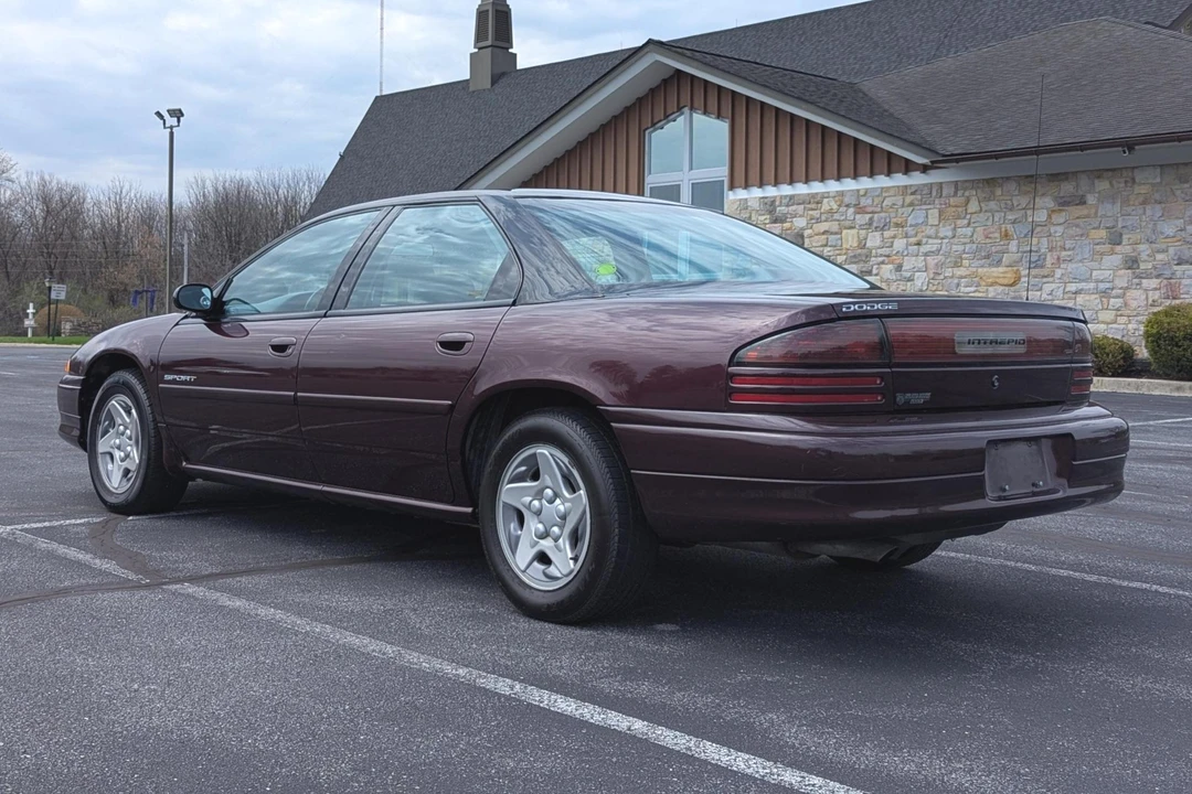 1997 Dodge Intrepid - Image 4 of 31