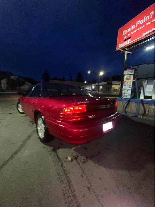 1997 Dodge Intrepid - Image 2 of 4
