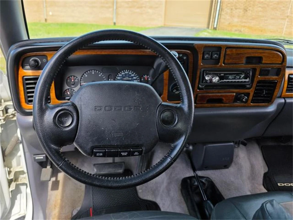 1997 Dodge Ram 2nd Gen - Image 17 of 31