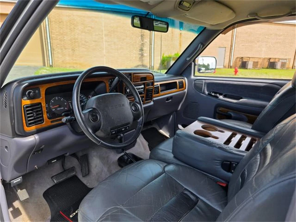 1997 Dodge Ram 2nd Gen - Image 16 of 31