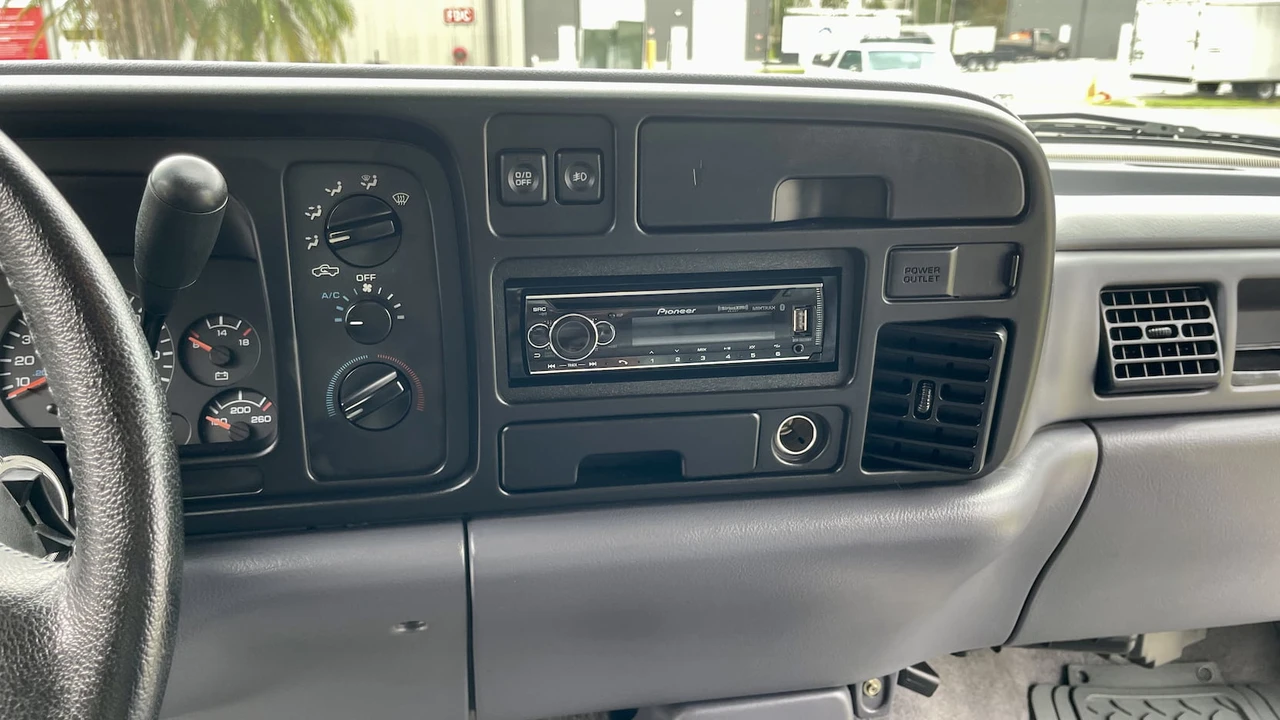 1997 Dodge Ram 2nd Gen - Image 8 of 19