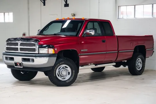 1997 Dodge Ram 2500 Club Cab 155" WB HD 4WD