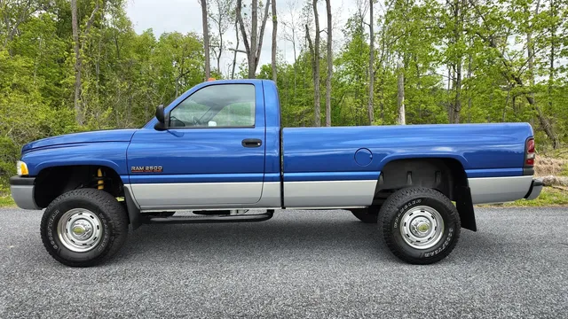 1997 Dodge Ram 2500 Regular Cab 4X4