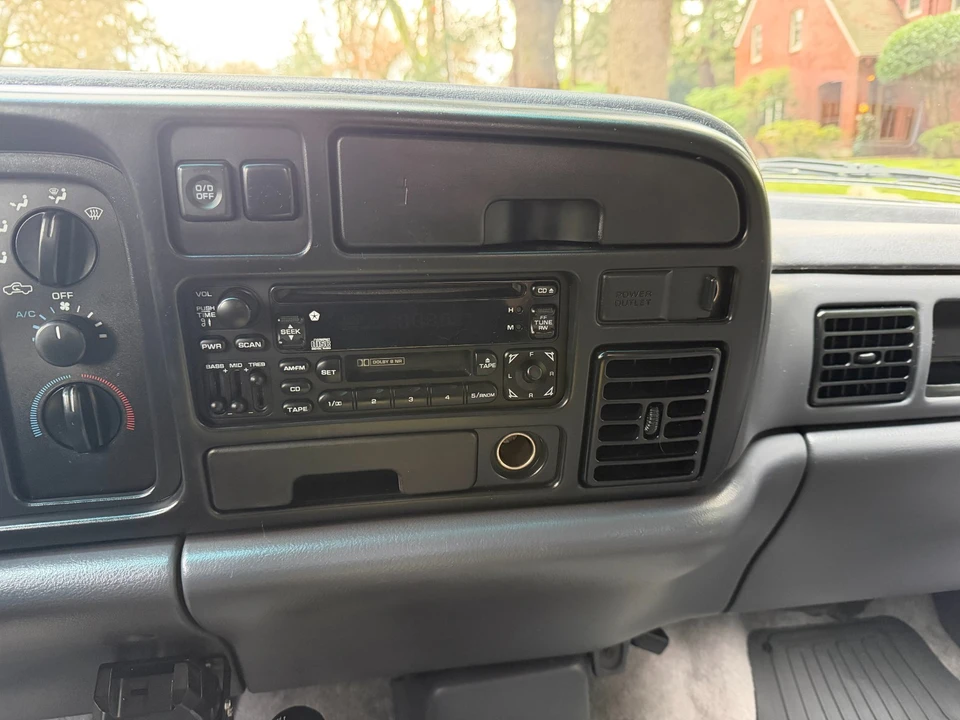 1997 Dodge Ram 2nd Gen - Image 29 of 31