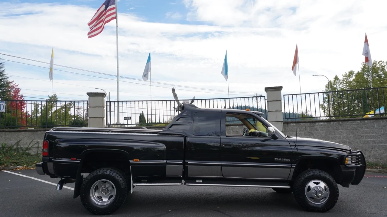 1997 Dodge Ram 2nd Gen - Image 2 of 21