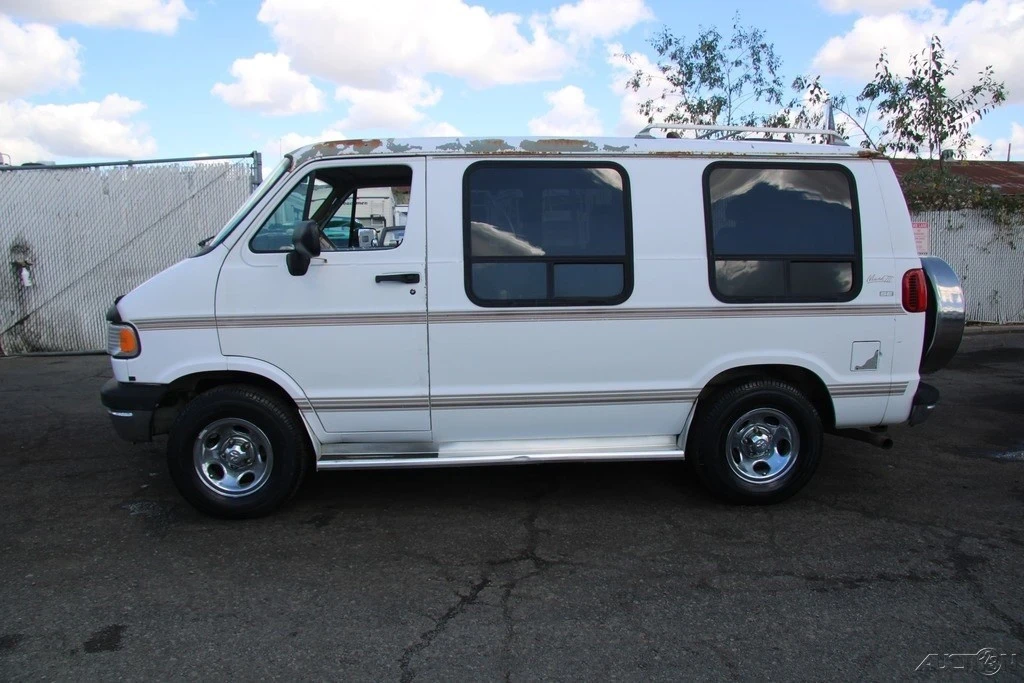 1997 Dodge Ram Van - Image 3 of 21