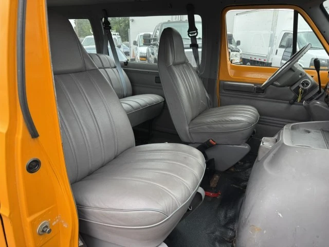 1997 Dodge Ram Van - Image 11 of 17