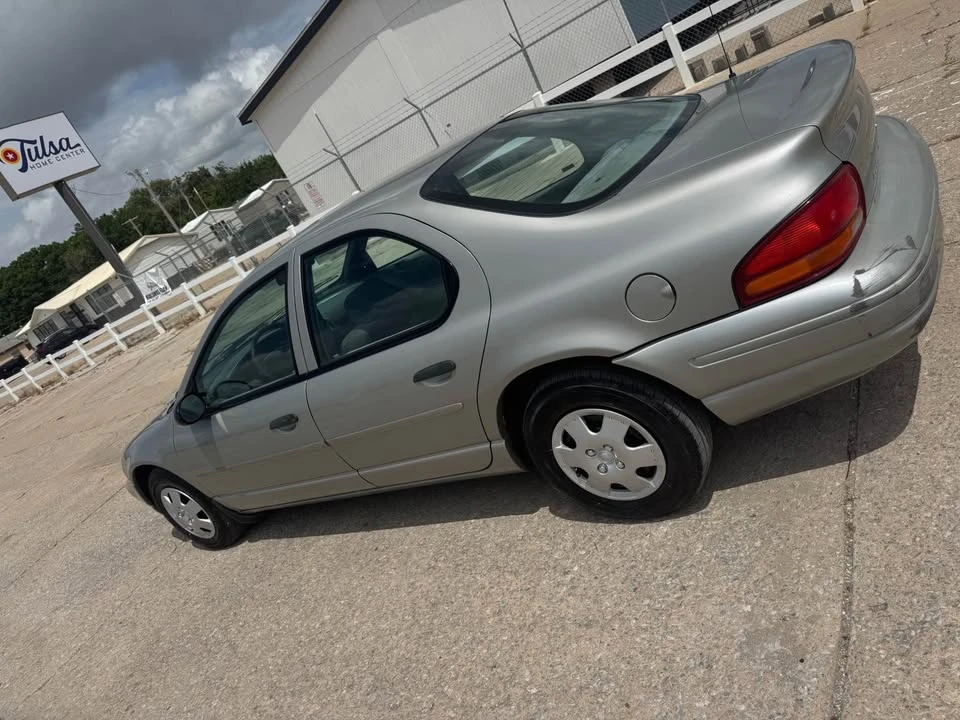 1997 Dodge Stratus - Image 6 of 9