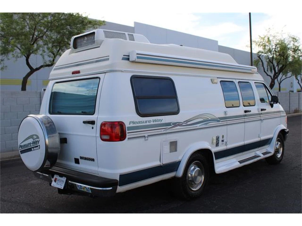 1997 Dodge Ram Van - Image 3 of 31