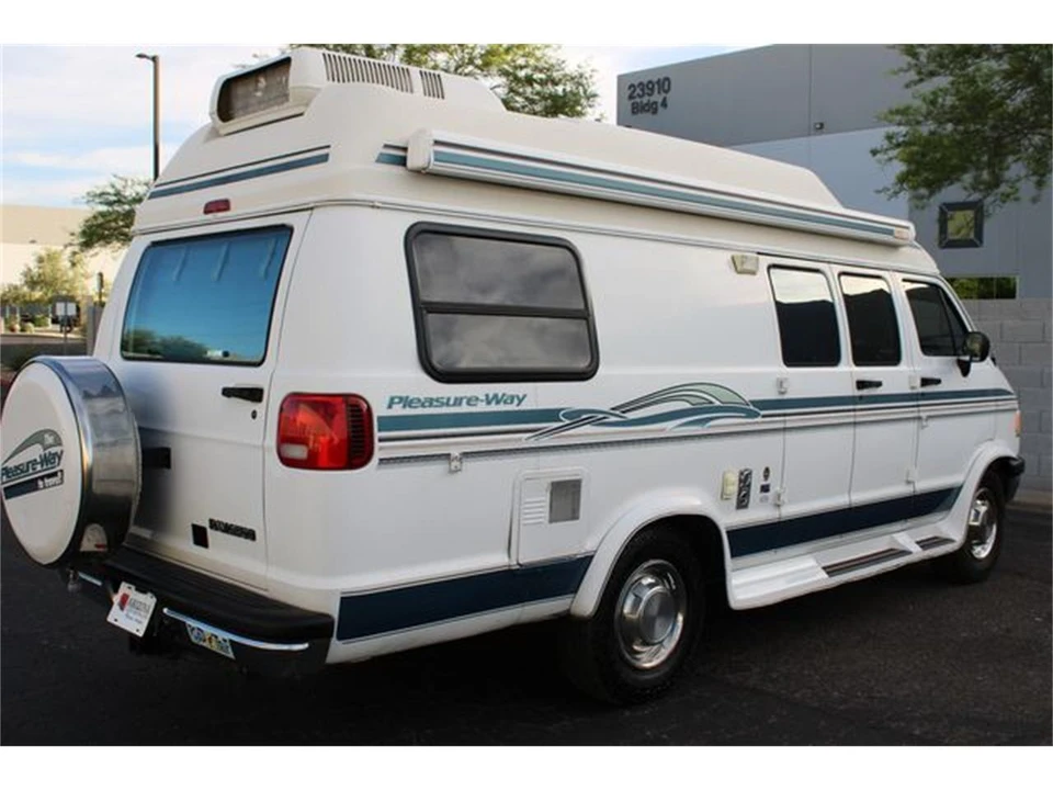 1997 Dodge Ram Van - Image 19 of 31