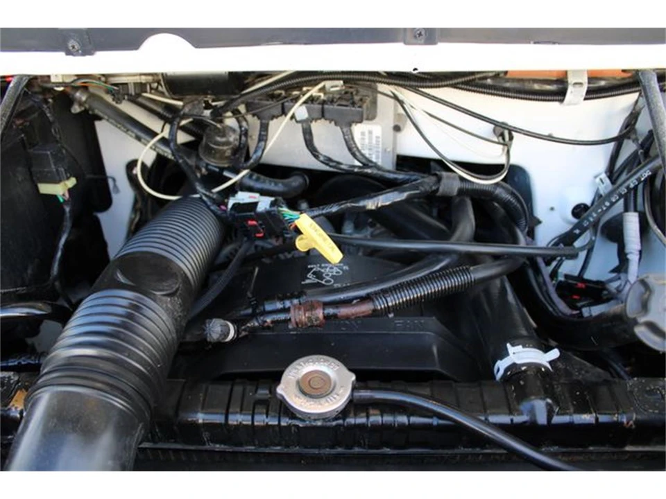 1997 Dodge Ram Van - Image 13 of 31