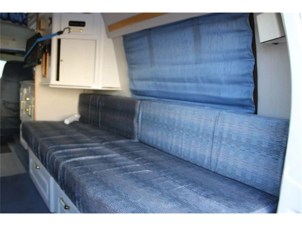 1997 Dodge Ram Van - Image 22 of 31