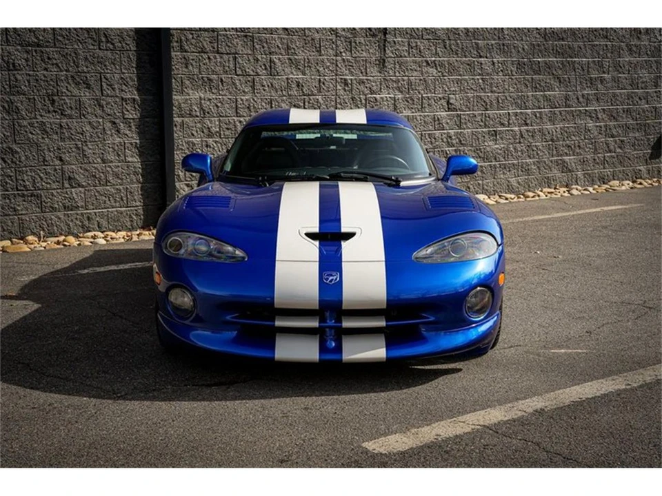 1997 Dodge Viper 2nd Gen - Image 2 of 19