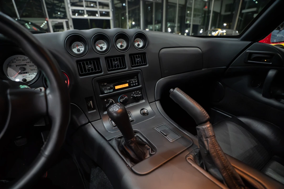 1997 Dodge Viper 2nd Gen - Image 16 of 31